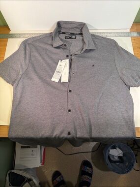 Calvin Klein Men’s Short Sleeve Button Down Shirt - Heather Gray